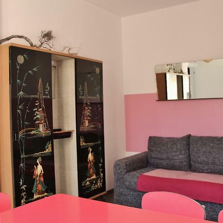 Appartamento Con Terrazza Panoramica In Marina. Каляри Екстериор снимка